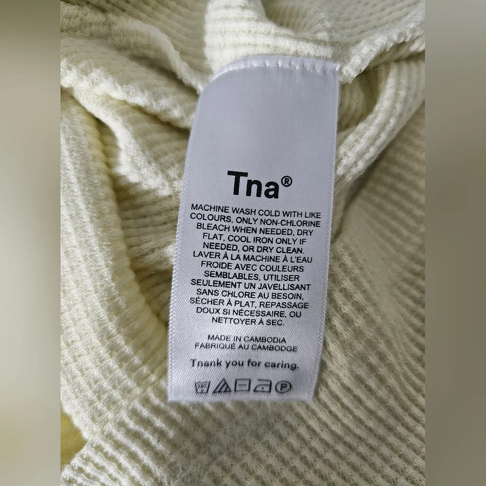 Aritzia TNA Cream Ribbed Women's Top - Picture 6 of 7